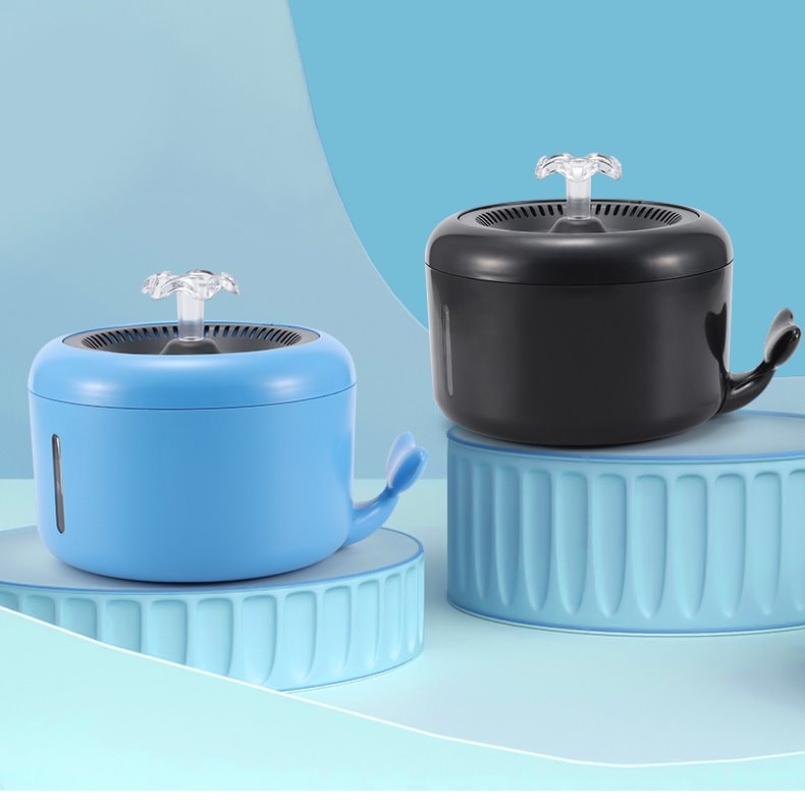 2.0L whale shaped pet water dispenser